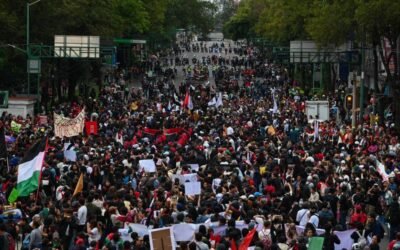Marcha por el 58 aniversario del 2 de octubre reúne a miles en CDMX
