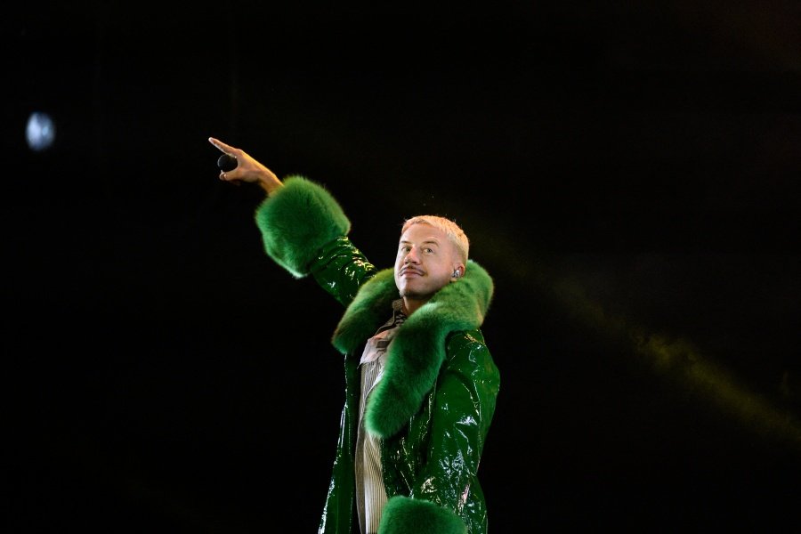 Rapero Macklemore arranca su «Free Palestine Tour» tras polémica con Ed Sheeran