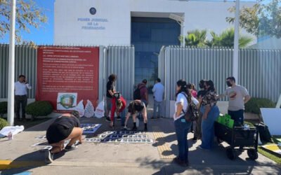 Francisco Garduño comparece ante juez por incendio migratorio en Ciudad Juárez; víctimas exigen que no retiren los cargos