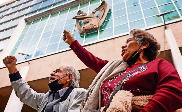 PRI y MC acusan «albazo ilegal» del IMSS por ajustes a Modalidad 40; piden comparecencia del secretario de Hacienda