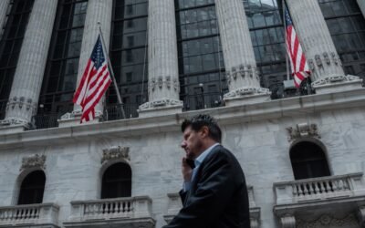 Cierra Wall Street en rojo lastrado por Alphabet, matriz de Google, que cae un 12.2%