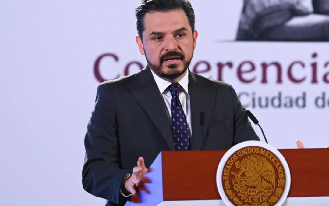 Descarta la Presidenta «renunciar» a Zoe Robledo del IMSS por el conflicto salarial.