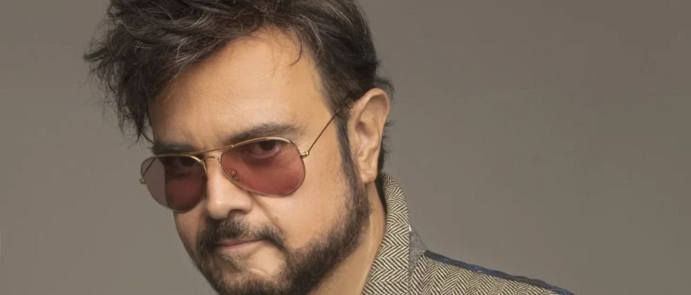 Aleks Syntek confirma su separación de Karen Coronado tras 25 años juntos