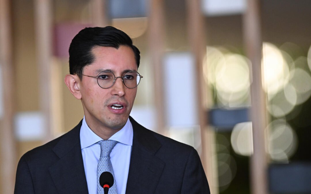 Roberto Velasco viaja a Guatemala para tratar la integración económica y la seguridad