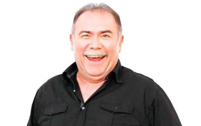 Jesús Ochoa sufre caída en elevador durante función teatral