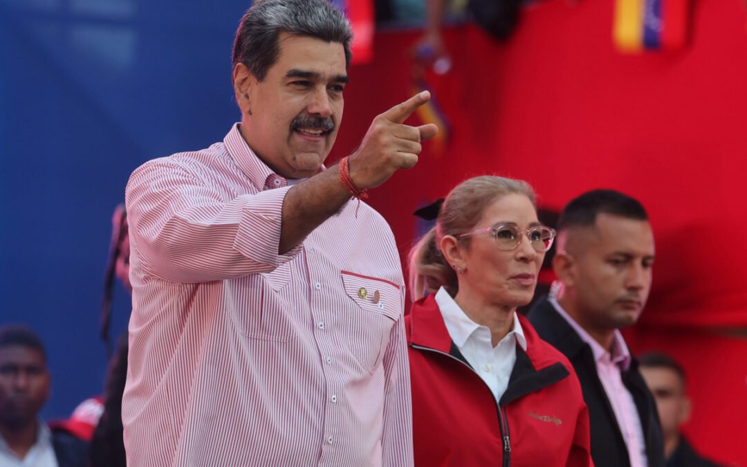 Maduro y Cilia Flores serán acusados de presuntas torturas a estadounidenses: CNN