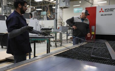 México triplica la creación mensual de empleos: casi 129 mil, nuevo récord histórico