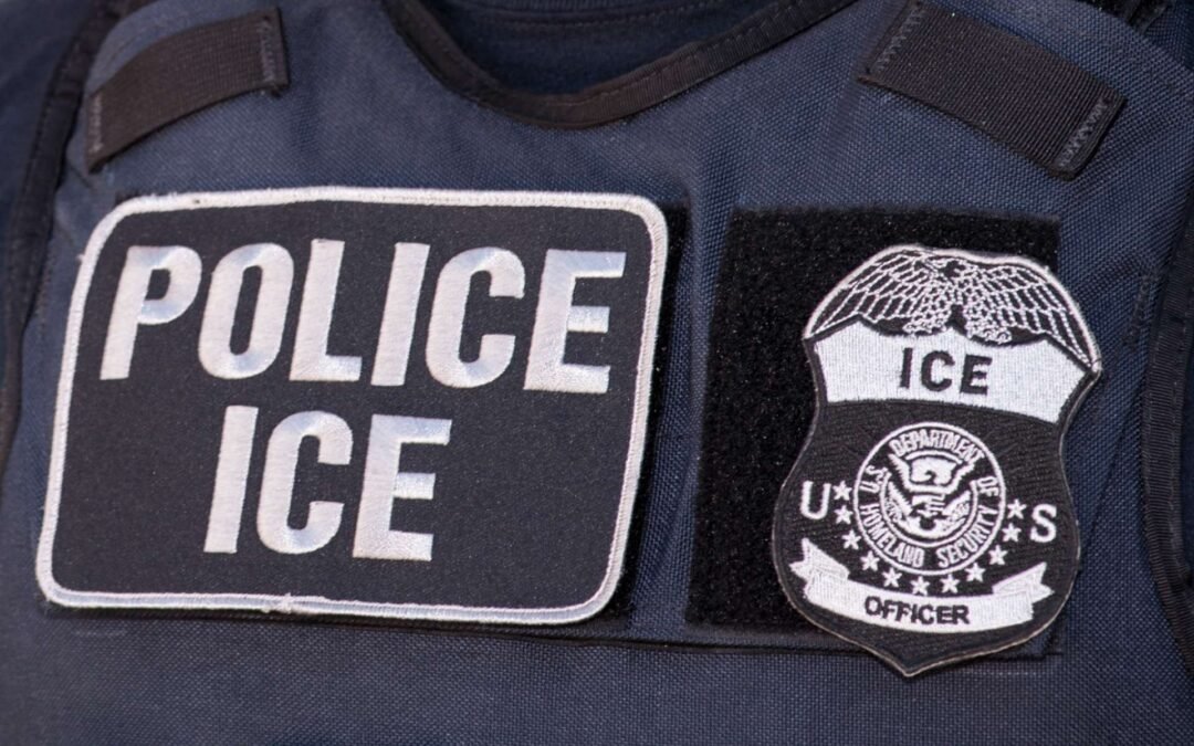 Formal acusación contra el agente de ICE que intencionalmente atropelló a un inmigrante mexicano.