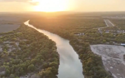 Texas «se apropia» de 9 islas en el Río Bravo «para mantener seguridad operativa» contra narcos y «polleros».