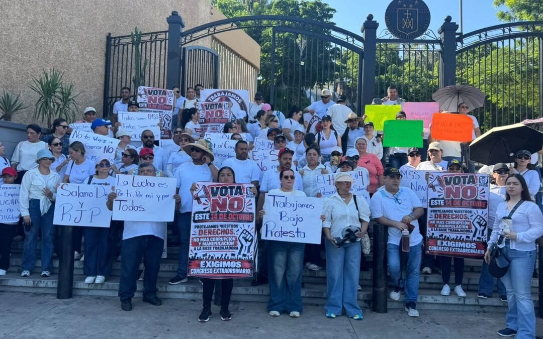 Protestan trabajadores del IMSS en Culiacán: exigen un aumento y mejores condiciones laborales